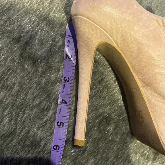 Jessica Simpson  Tan platform bow tie pumps Sz 6 - Picture 10 of 13